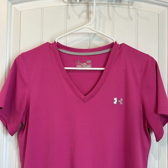 Under Armour V-Neck T-Shirt - Picture 2 of 6